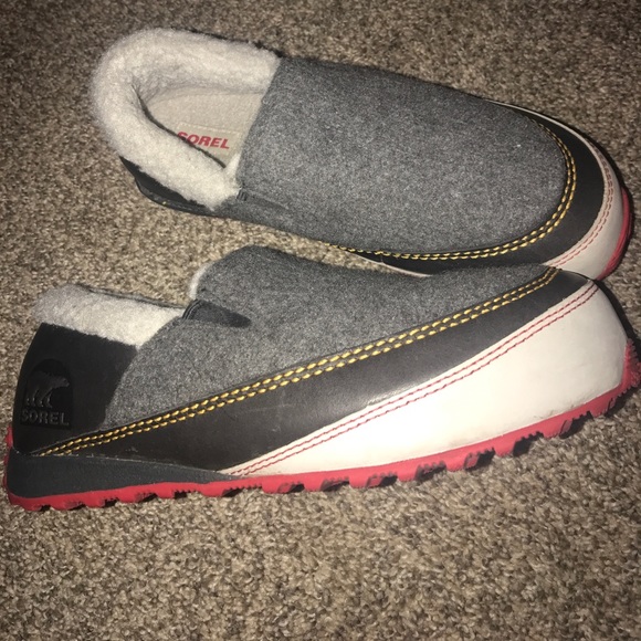 sorel fleece lined sneakers