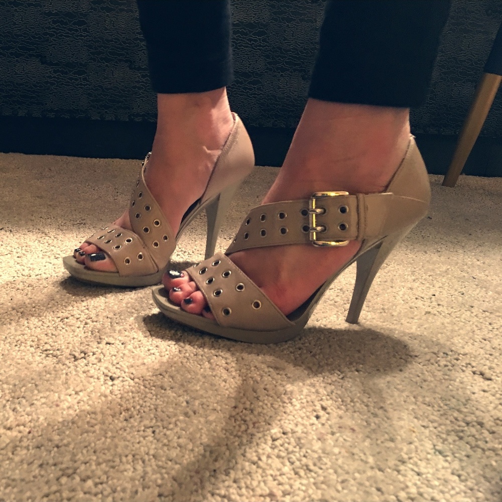 Michael Kors Nude Grommet Heels