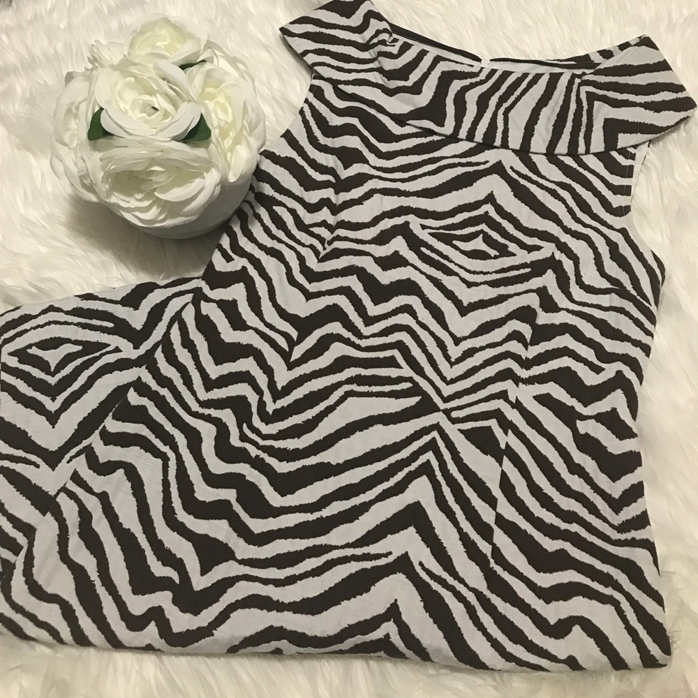Dana Buchman dress