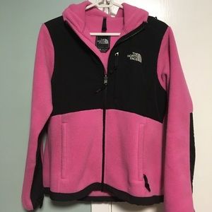 The North Face Women’s Denali Jacket - Hot Pink