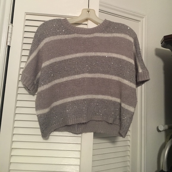 Knit sequin crop sweater top. - Picture 2 of 3