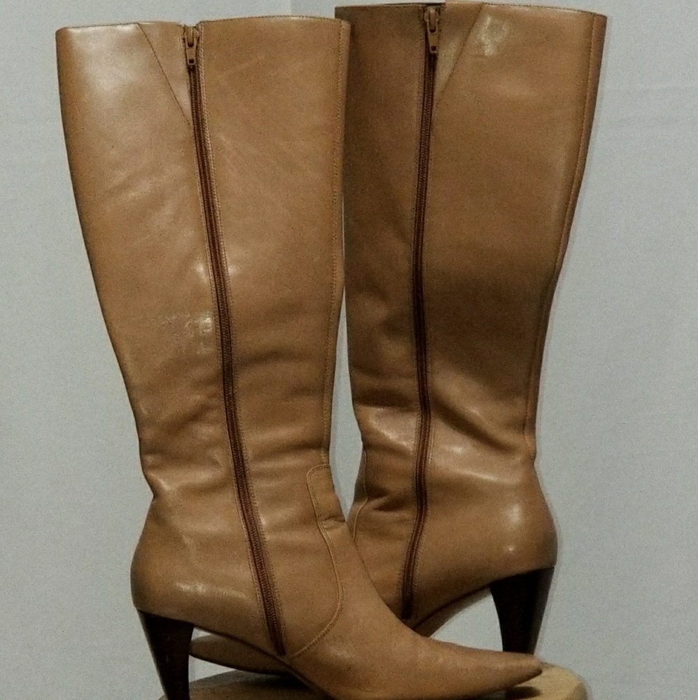 Ladies' boots- Liz Claiborne :)