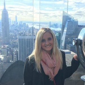 Meet your Posher, Kayla