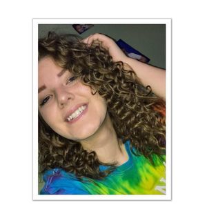 Meet your Posher, Iris