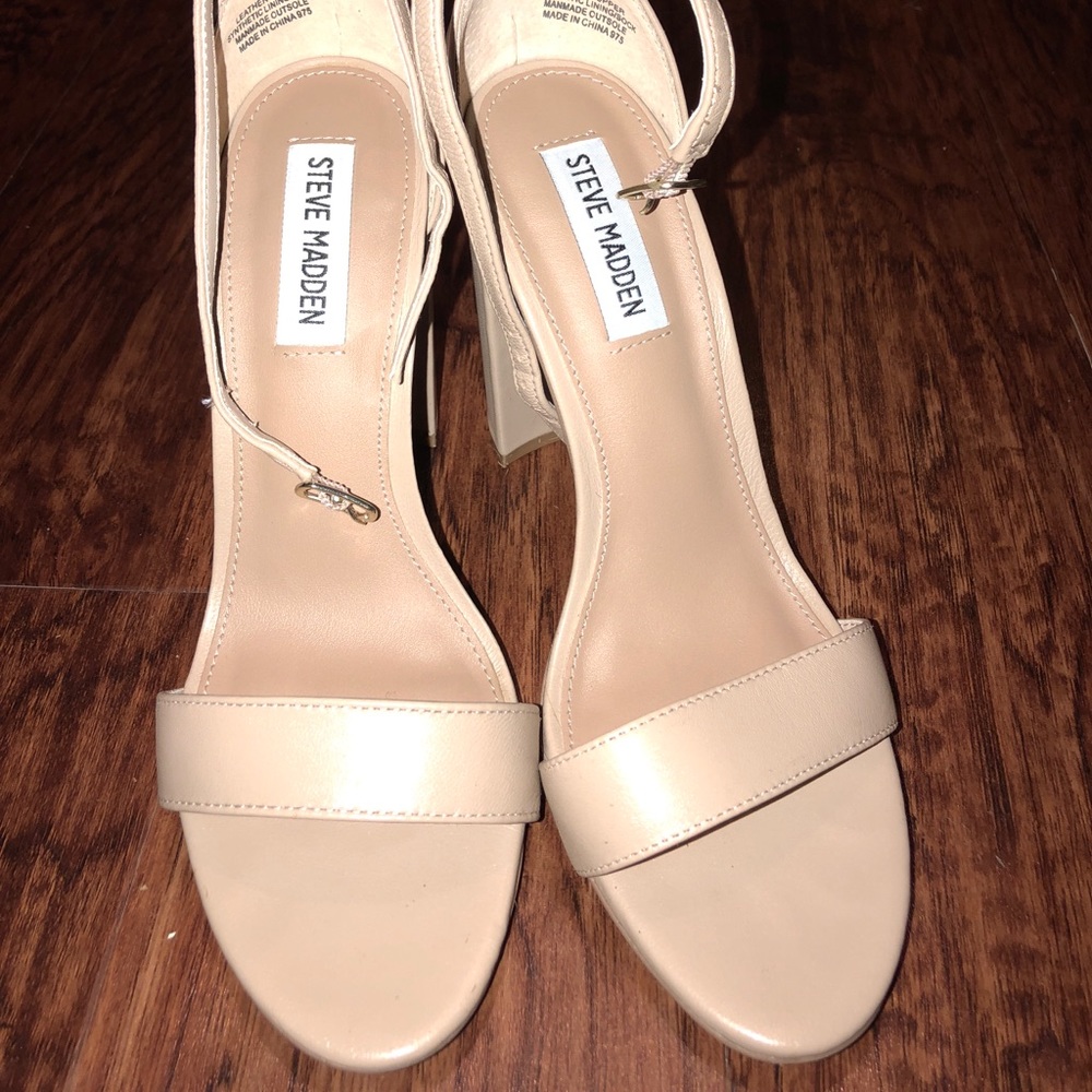 Shoes - Picture 4 of 4