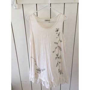 Size large Lori Goldstein long tank top