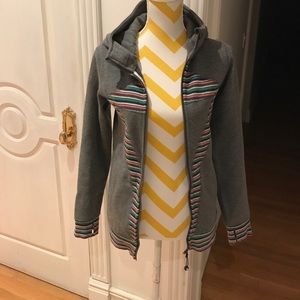 Juniors LuluLemon Sweatshirt