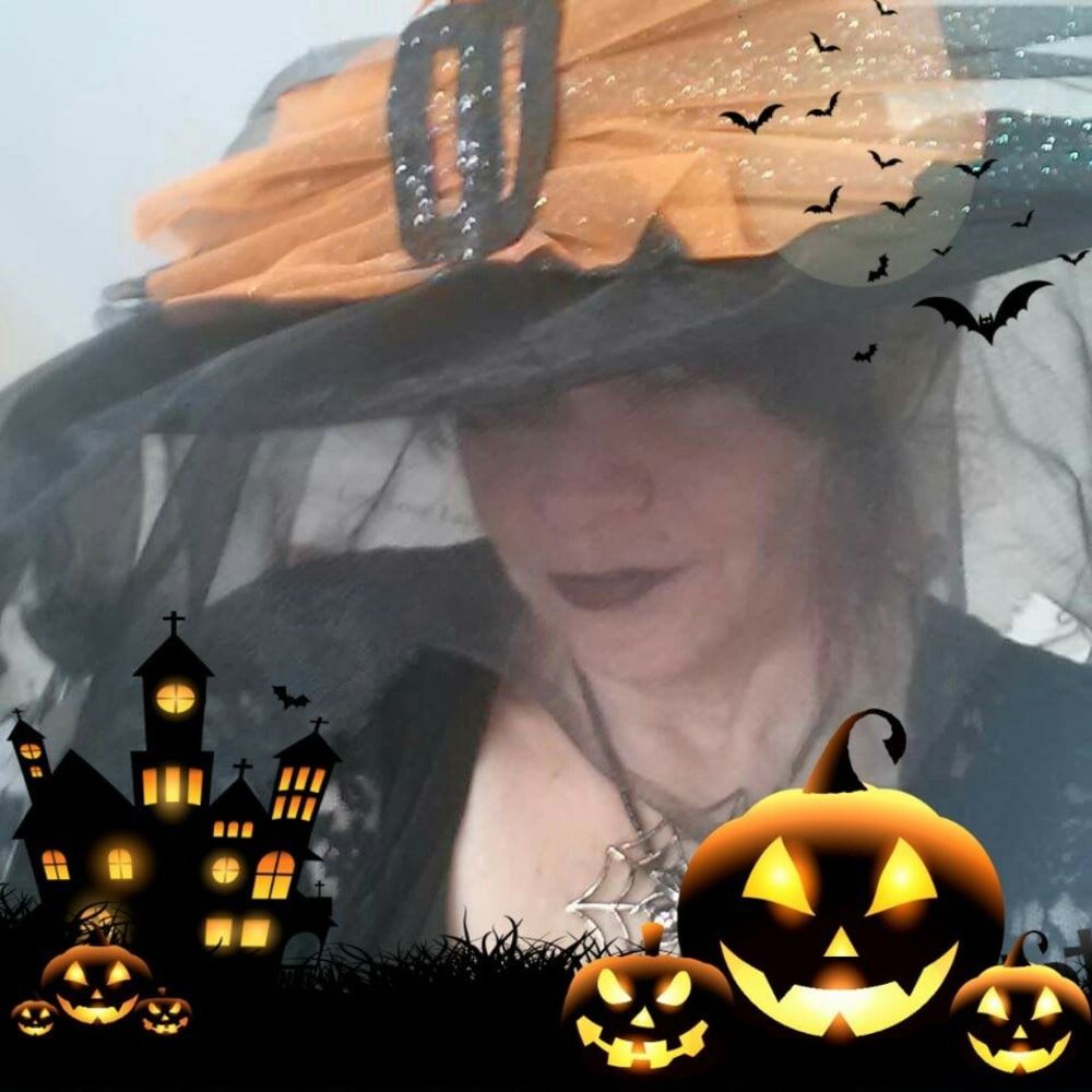 Meet your Posher, Carmen