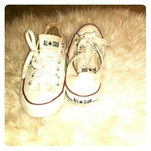 White converse