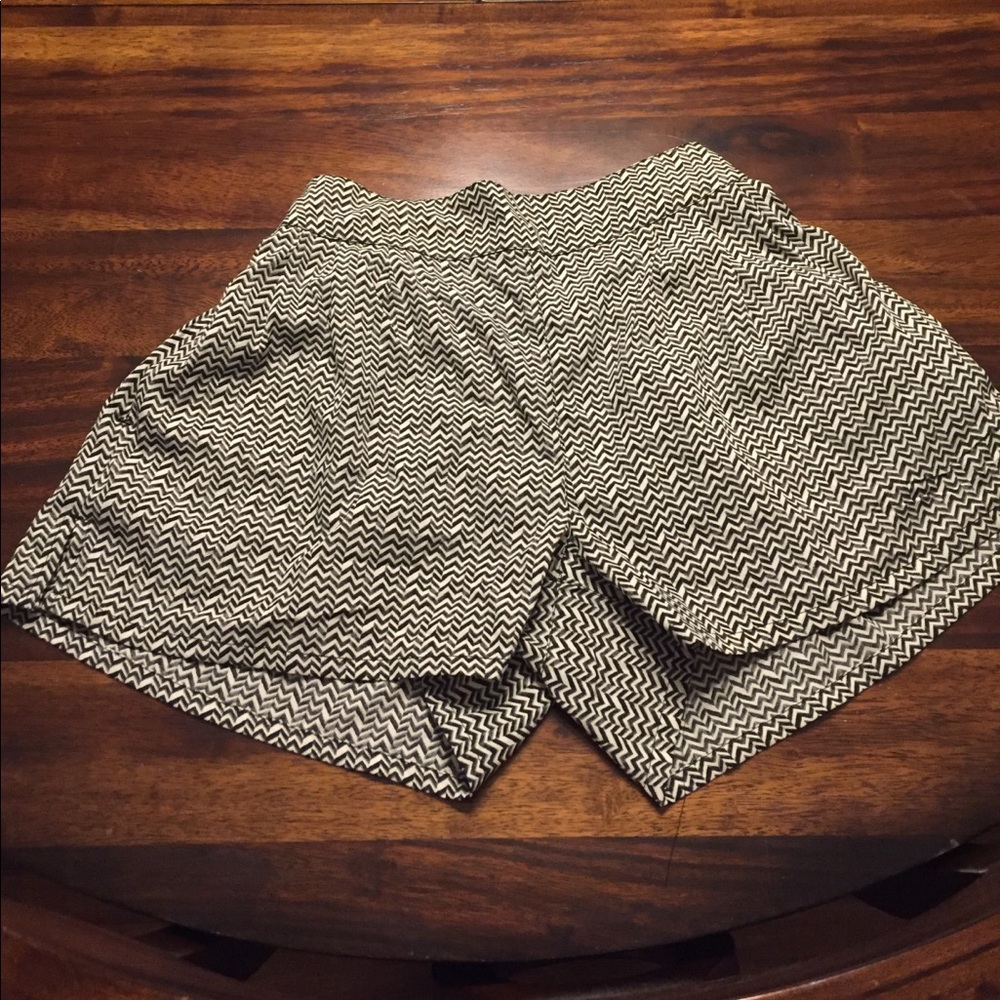 AE CHEVRON SHORTS