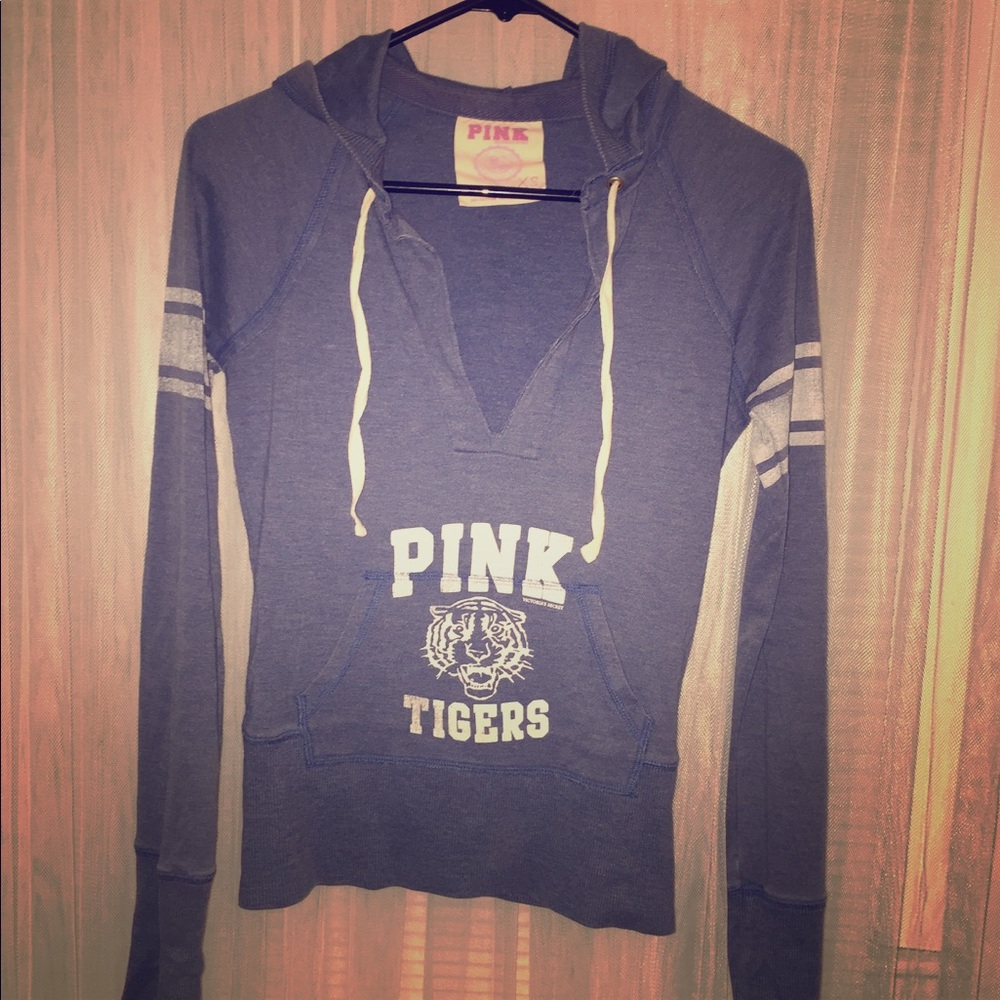 PINK Victoria secret vs light blue xs sweatshirt.