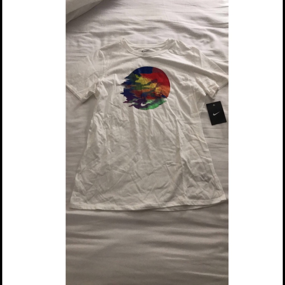 Brand New Nike shirt