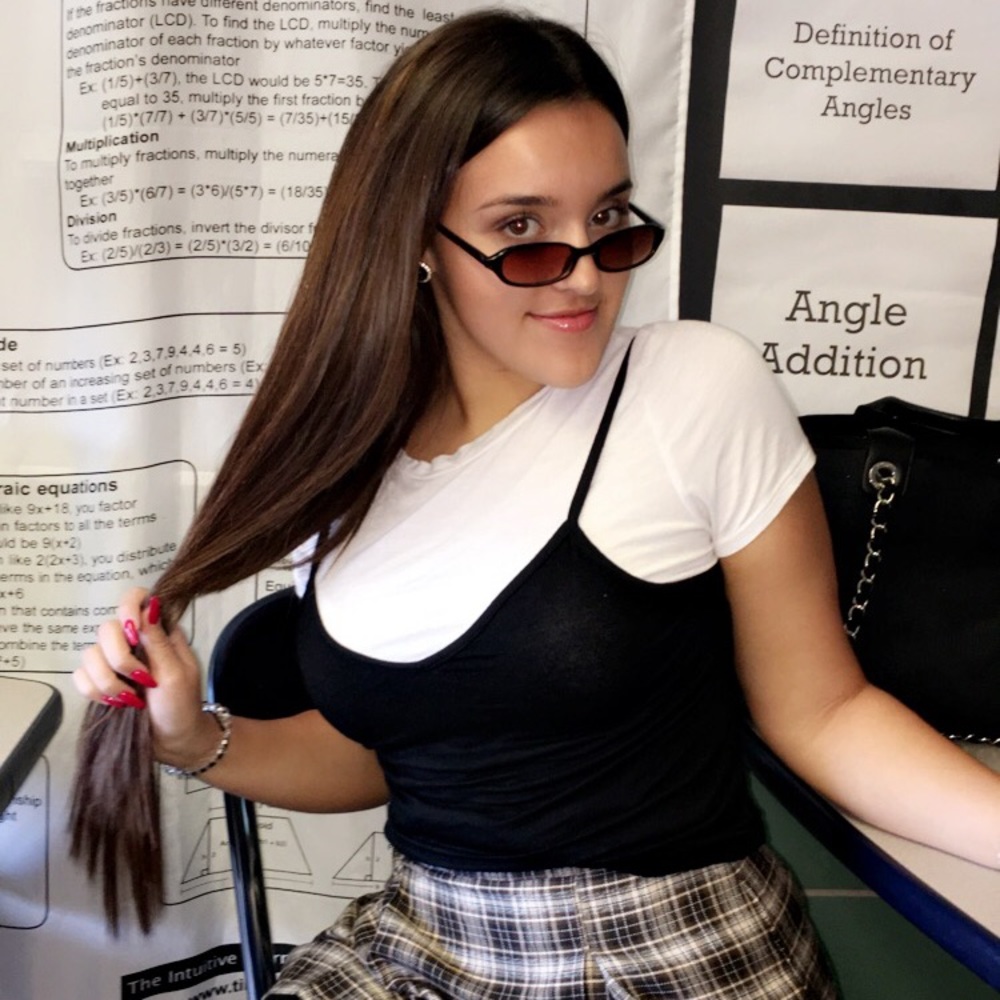 Meet your Posher, Emily