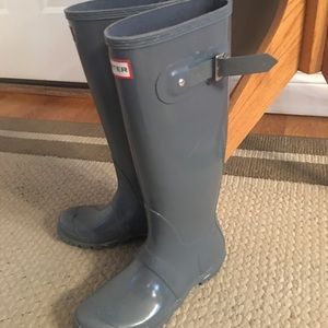 Want short boots bc of travel