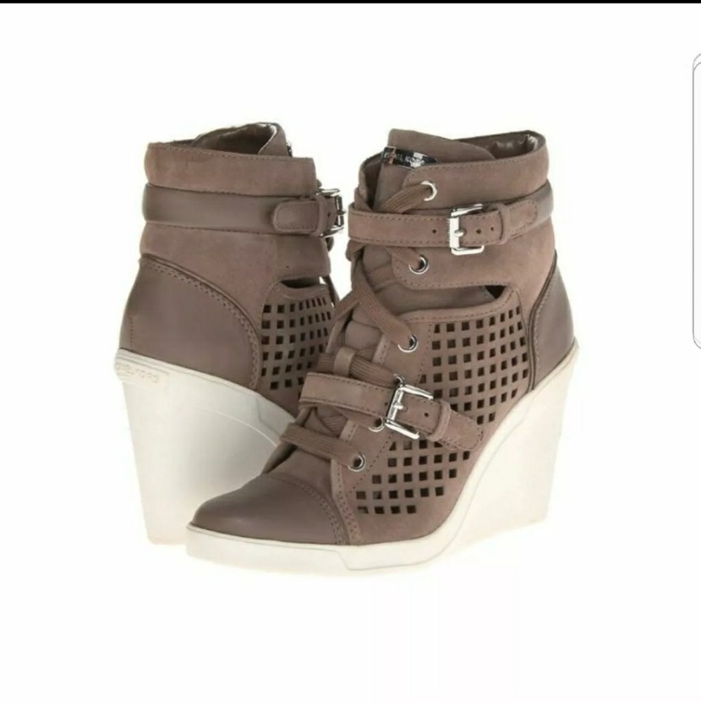 Reserved for @blessmeindeed Michael Kors Wedges