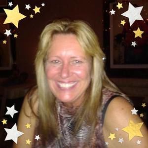 Meet your Posher, Carolyn