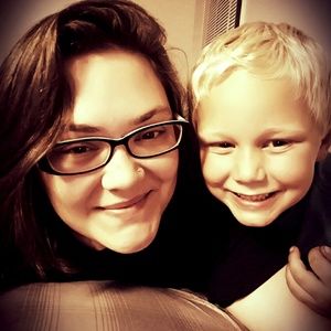 Meet your Posher, Carolyn