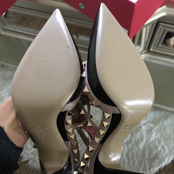Valentino rockstud pump black *SOLD* - Picture 2 of 3