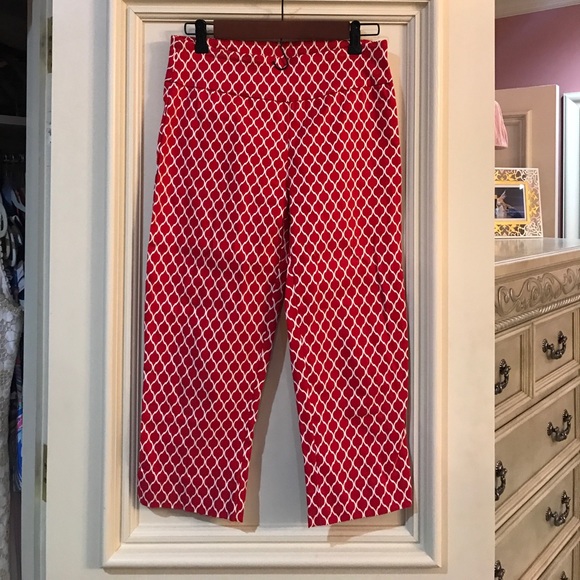 Red Capri pants - Picture 2 of 2