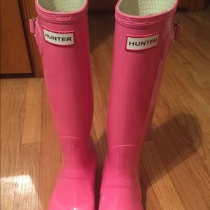 Pink gloss Hunter rain boots