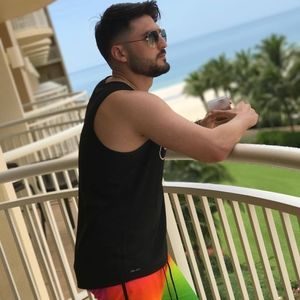 Meet your Posher, Sandy