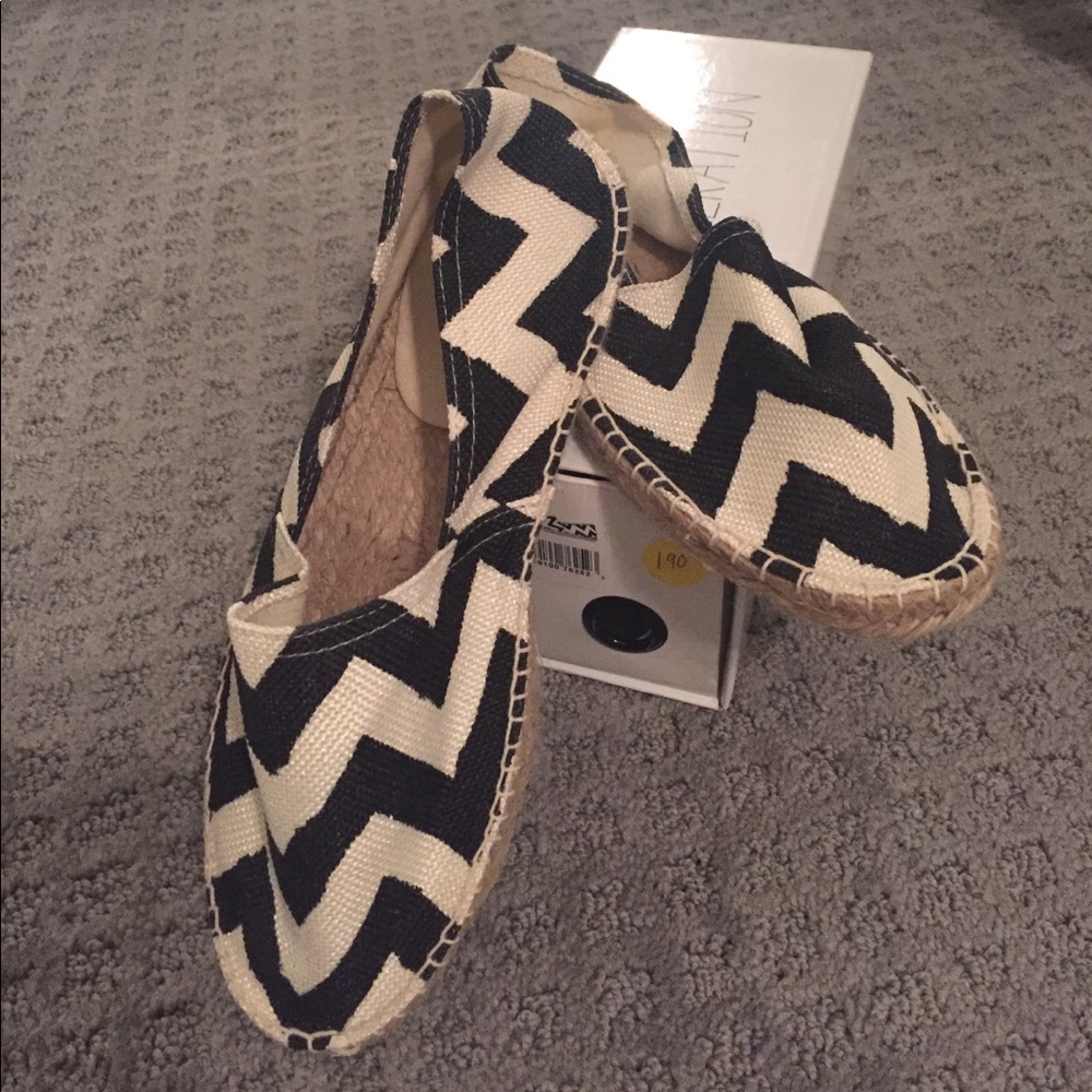 BCBGENERATION Dee Espadrilles