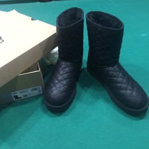 Women’s Classic Short Diamond Quilt Ugg Boots