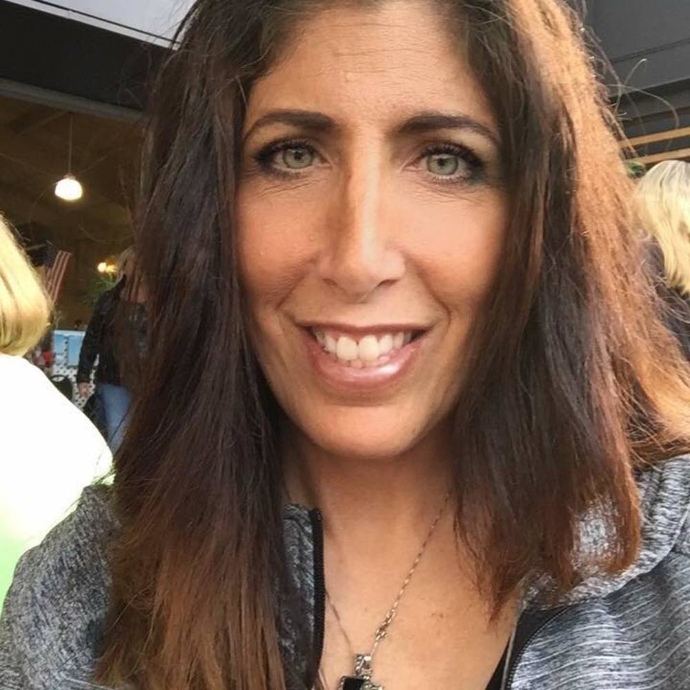 Meet your Posher, Angie