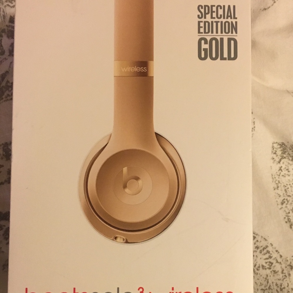 Beats solo 3 wireless special edition gold