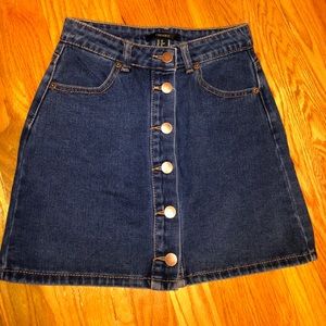 Denim skirt with buttons from Forever 21