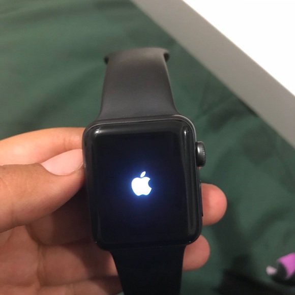 Apple Watch series 2, 38mm - Picture 2 of 6