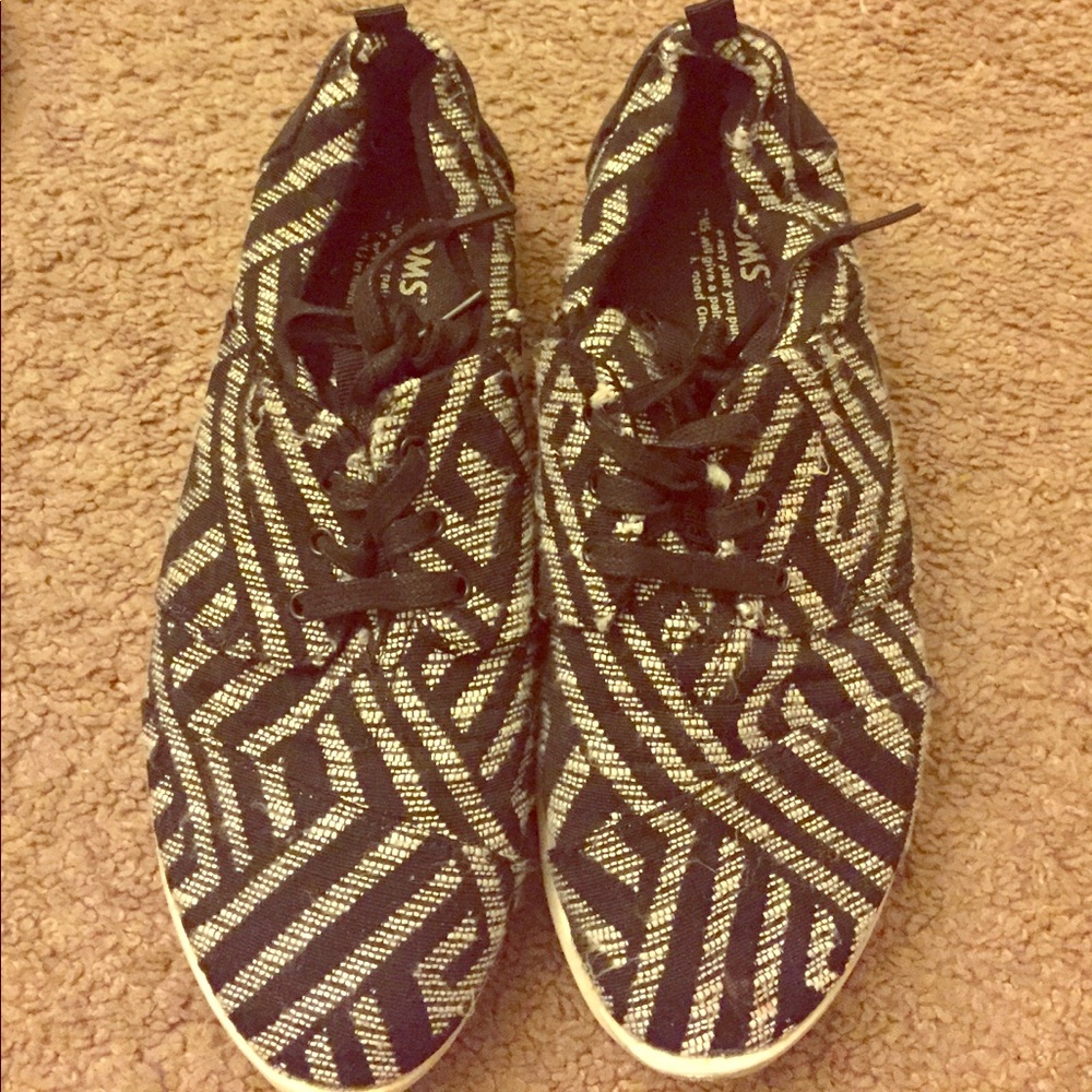 Toms Sneakers