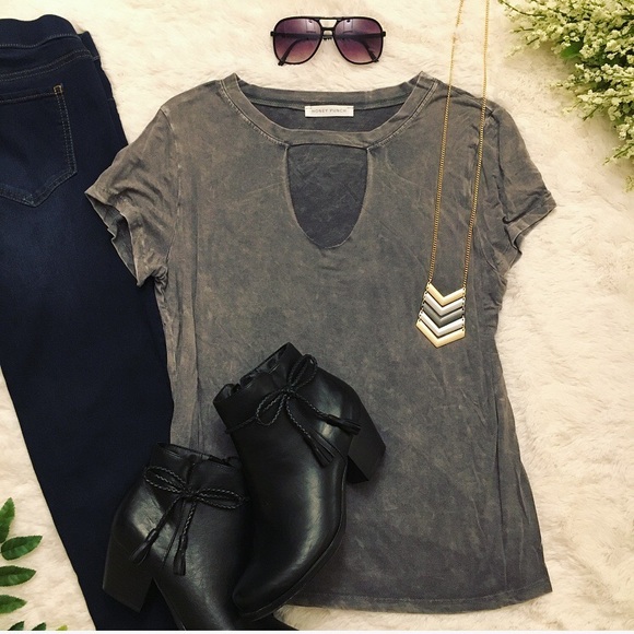 Honey Punch Tops - LAST ONE! NWT Small SOFT wash tee USA boutique top