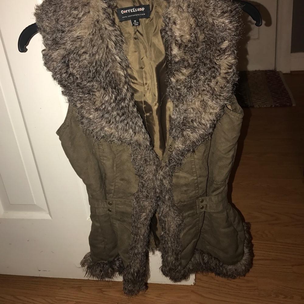 Olive colored: sleeveless vest with fur