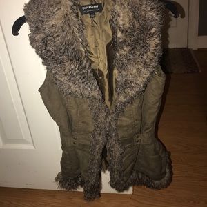 Olive colored: sleeveless vest with fur
