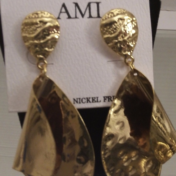 AMI EARRINGS & TAMINA BRACELET B375 - Picture 2 of 5