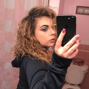 Meet your Posher, Allison