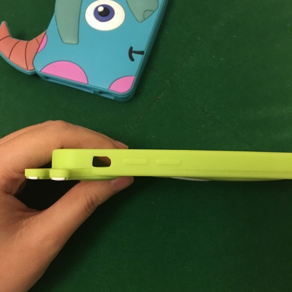 Monster university iPhone cases for 6/6S. - Picture 3 of 6