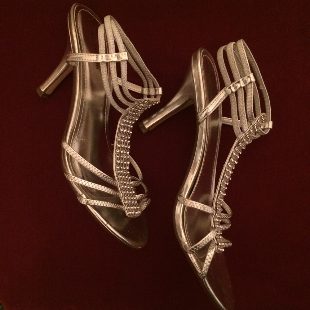 Call It Spring Silver Heels - Picture 2 of 6