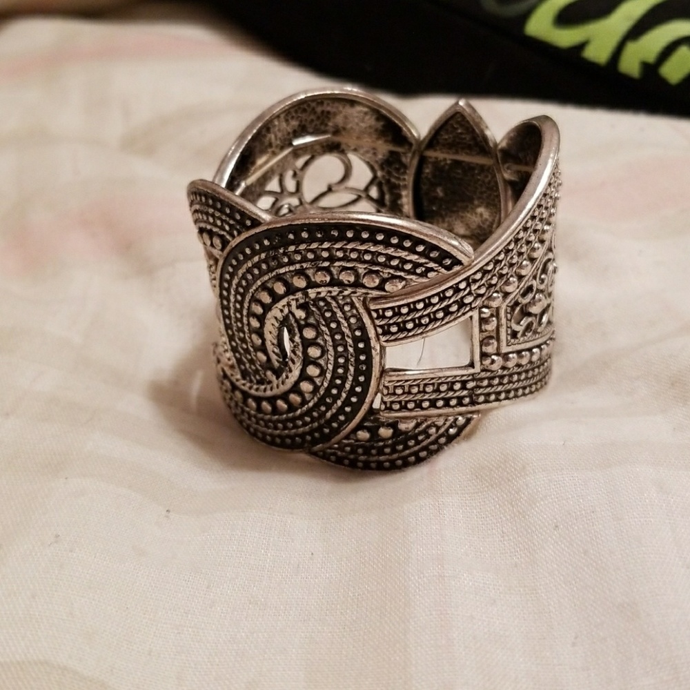 Funky bangle - Picture 7 of 7