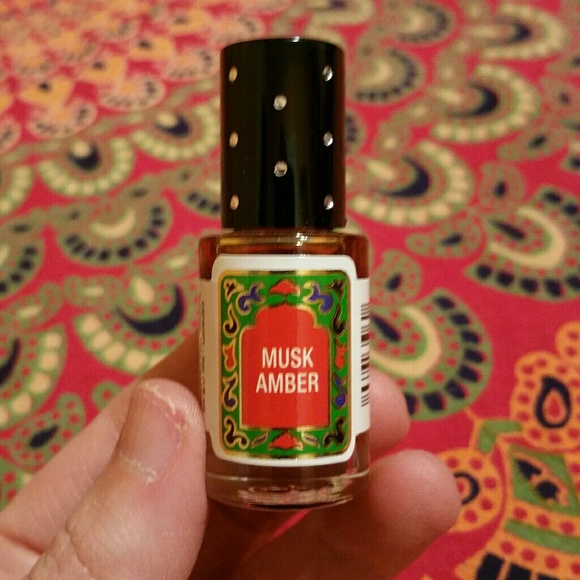 nemat musk amber