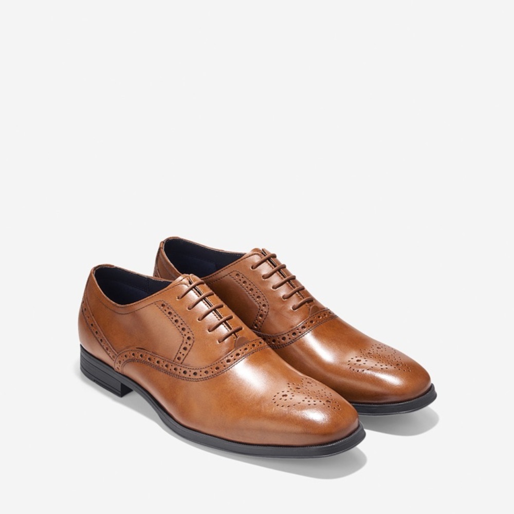 BRAND 🆕 Montgomery Plain Oxford