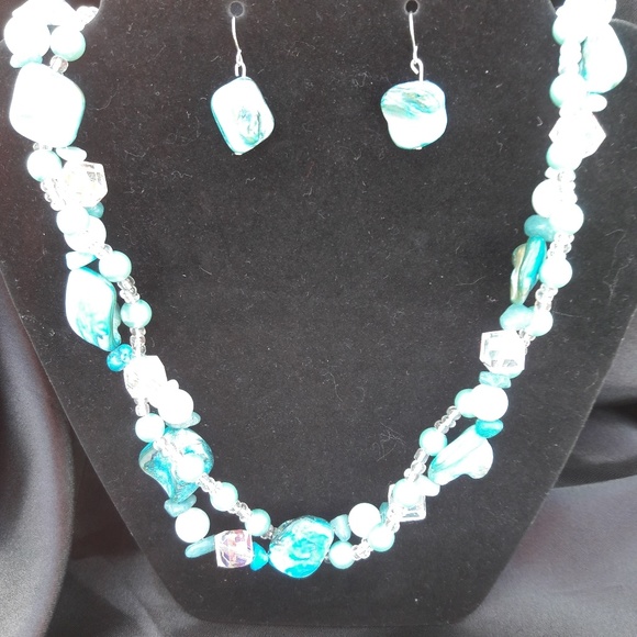 2 strand aqua-blue necklace - Picture 3 of 7