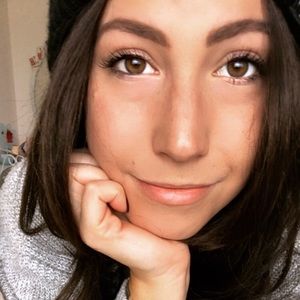 Meet your Posher, Briana