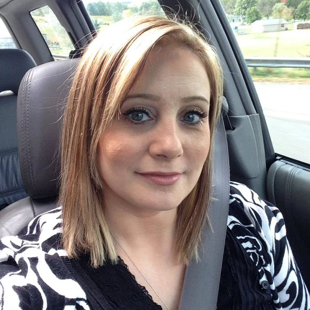Meet your Posher, Melissa