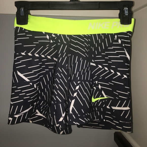 Nike Pants - Nike Pro Compression training shorts