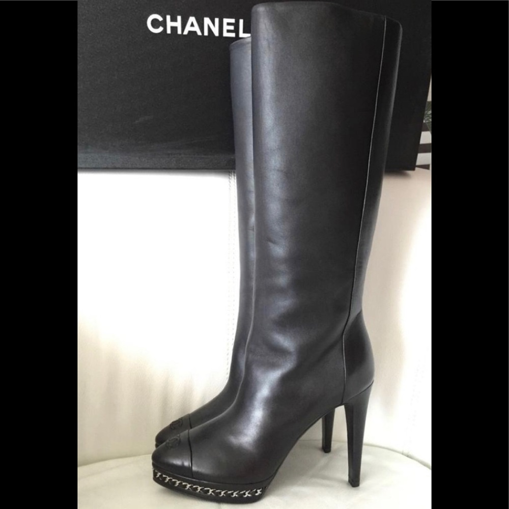 ‼️SOLD‼️Chanel Chain Platform Leather Tall Black