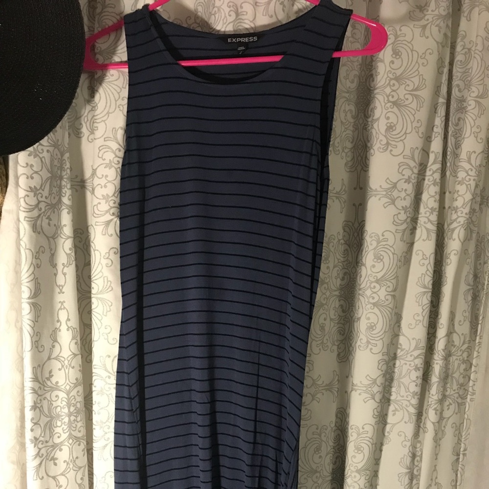 EXPRESS MAXI DRESS