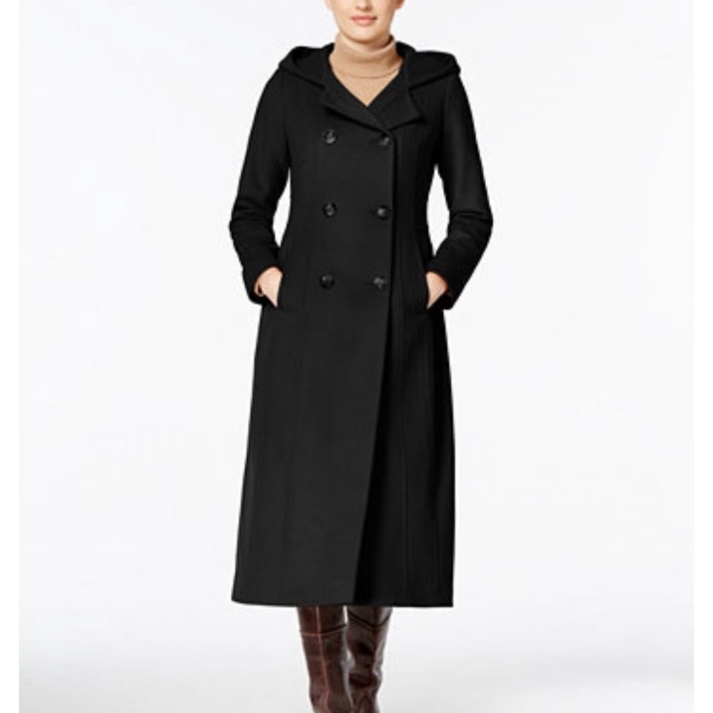 Barely worn wool Anne Klein coat