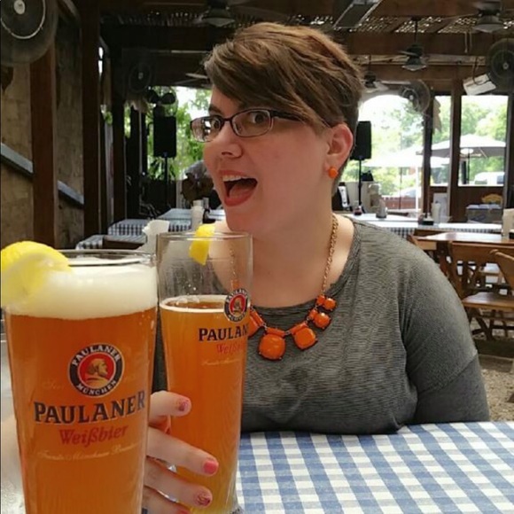 Meet your Posher, Dawn - Picture 6 of 9